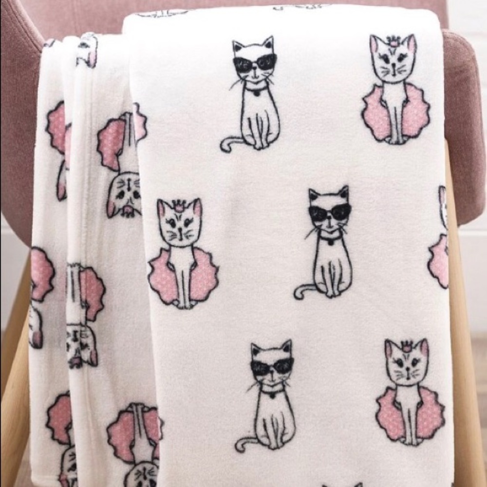 Plush Cats Blanket